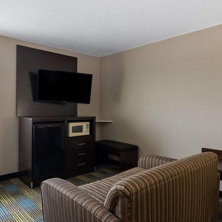 The Inn&Suites Sw Omaha Buitenkant foto
