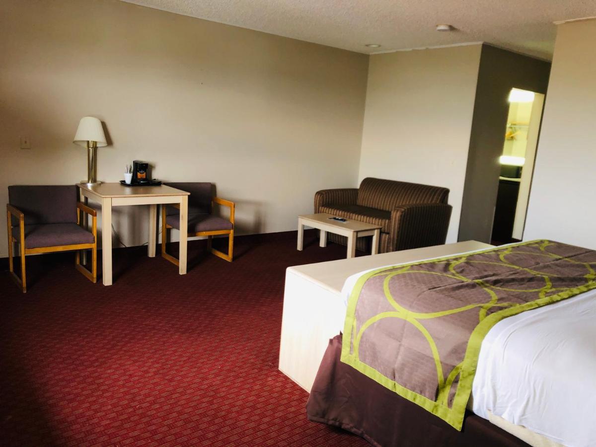 The Inn&Suites Sw Omaha Buitenkant foto