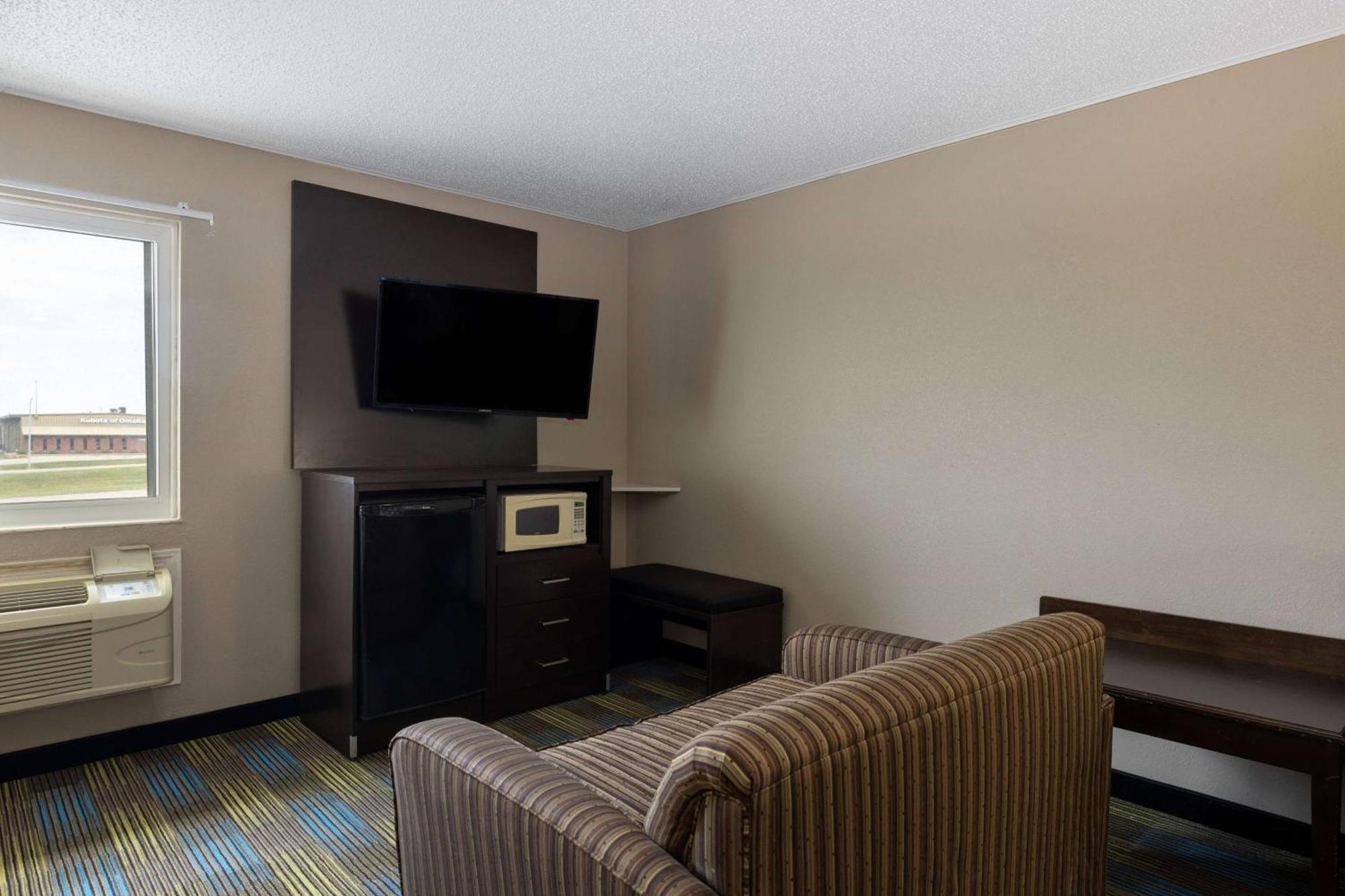 The Inn&Suites Sw Omaha Buitenkant foto