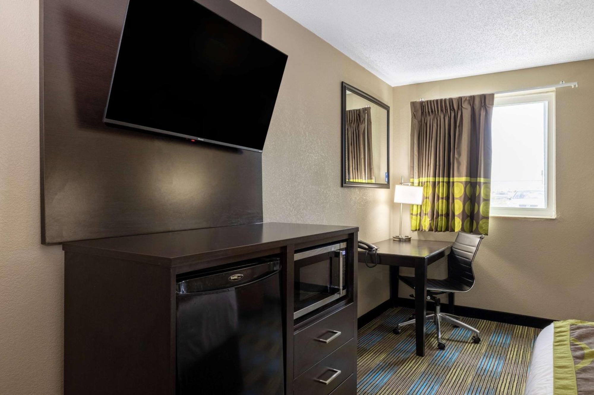 The Inn&Suites Sw Omaha Buitenkant foto
