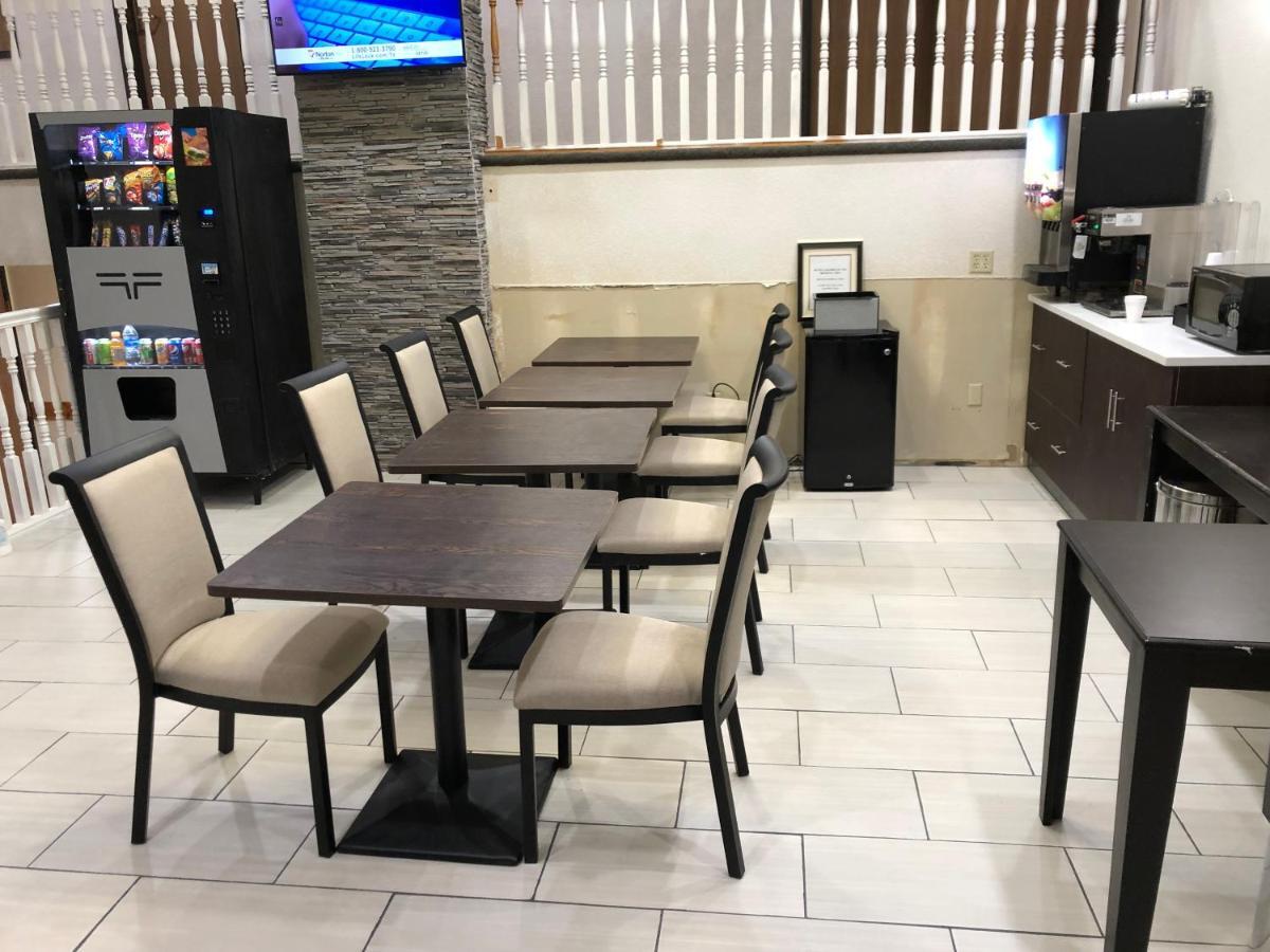 The Inn&Suites Sw Omaha Buitenkant foto